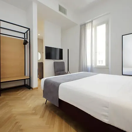 Youroom Abruzzi 4*
