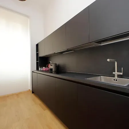 Youroom Abruzzi בית הארחה