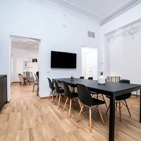 Youroom Abruzzi בית הארחה 4*