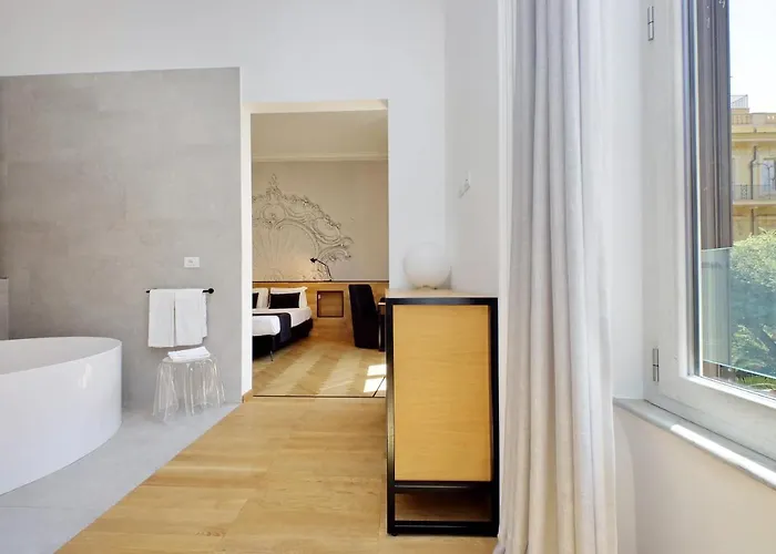 Youroom Abruzzi 4* רומא