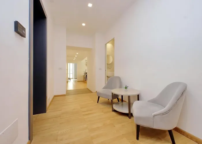 Youroom Abruzzi בית הארחה 4*