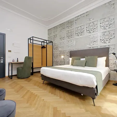 Youroom Abruzzi 4* ローマ