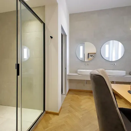 Youroom Abruzzi Gæstehus 3*