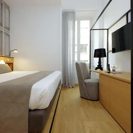 Youroom Abruzzi 4*