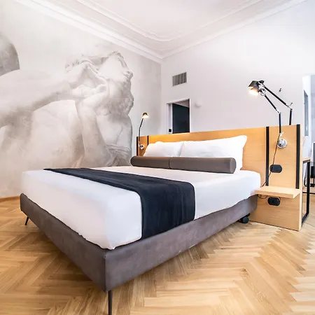 Youroom Abruzzi 4*