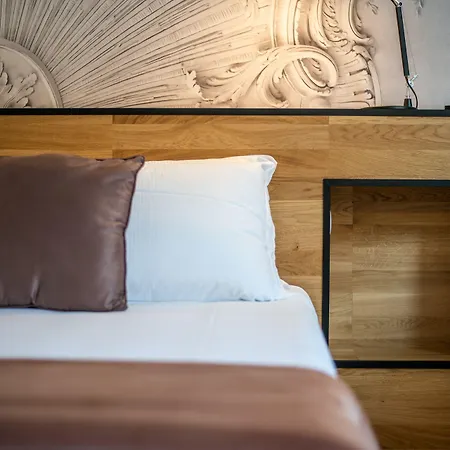Youroom Abruzzi 4*