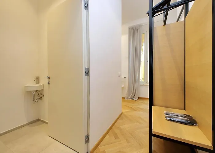 Youroom Abruzzi 4*