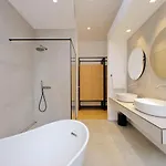بيت ضيافة Youroom Abruzzi 4*