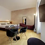 Youroom Abruzzi بيت ضيافة روما