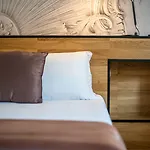 Youroom Abruzzi 4*